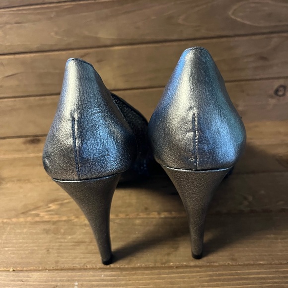 Style & Co Open toes 3inch heal black and gray mess & silver. 8.5 - Picture 3 of 7